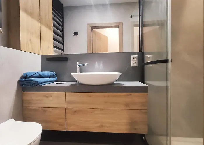 Celna 7 By Homeprime * كراكوفيا